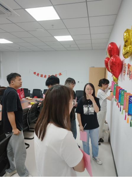 1697964902340467.png 图片2.png