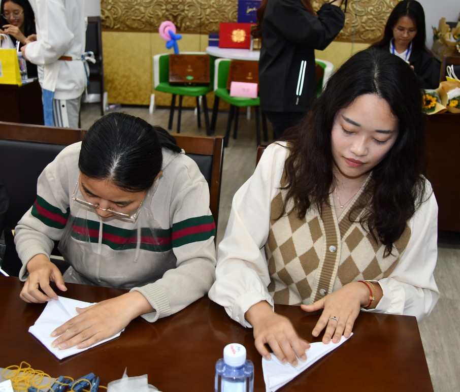 1698053238615397.jpg 1698053222949.jpg